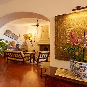 4* Hotel Punta Est